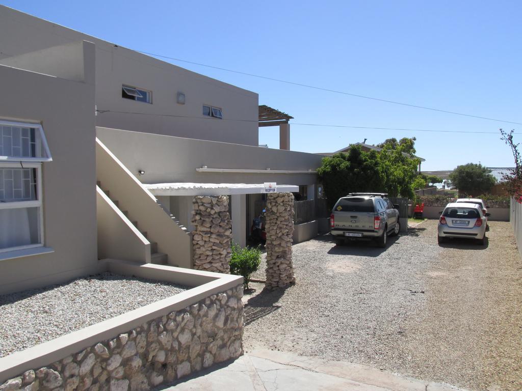 Due South Guest House Langebaan Exteriör bild