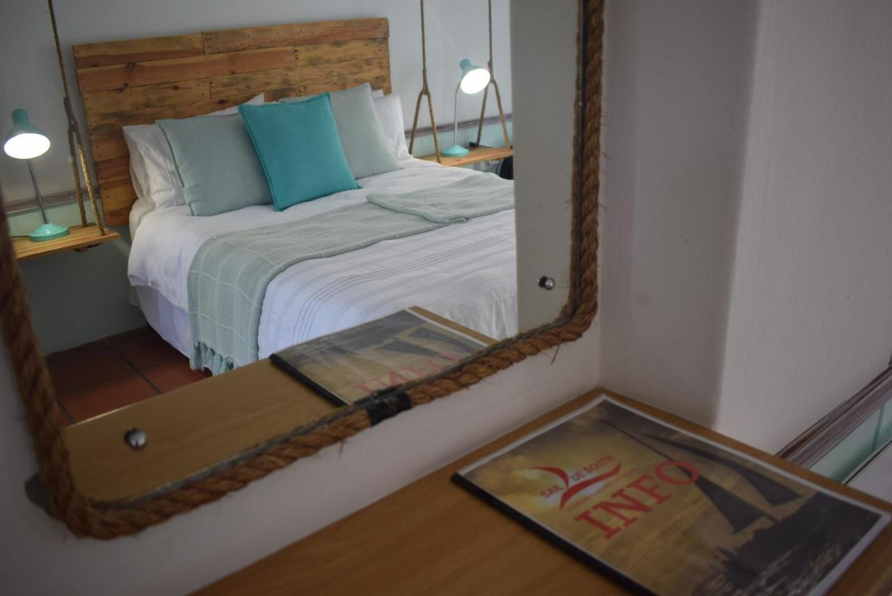 Due South Guest House Langebaan Exteriör bild